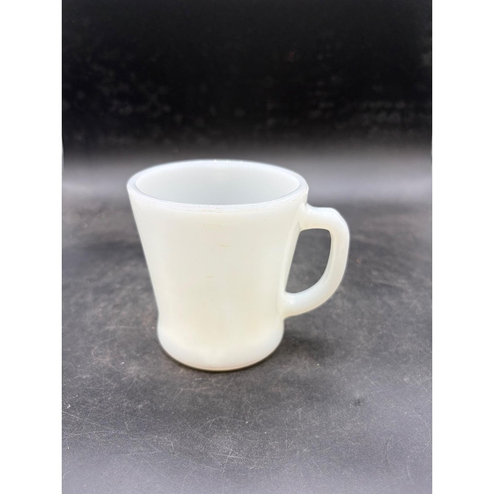 Vntg Fire-King Anchor Hocking White Milk Glass D-Handle Coffee Mug Made in USA